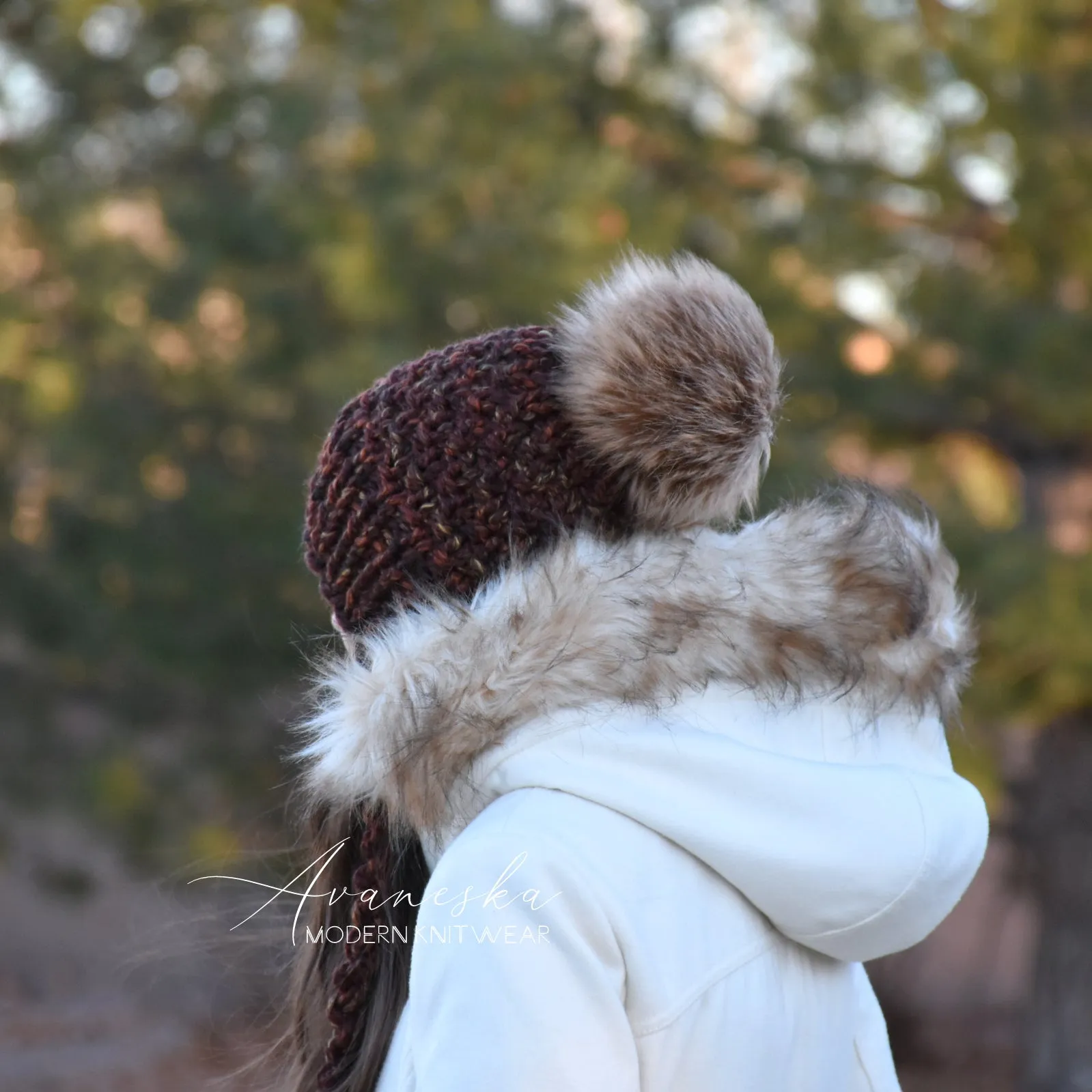 Bonnet Style Fitted Hat | The QUEEN