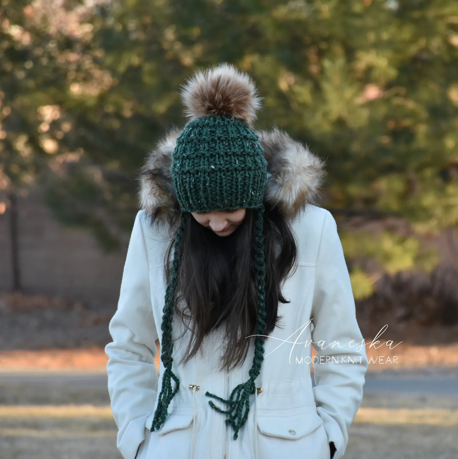 Bonnet Style Fitted Hat | The VISCOUNTESS