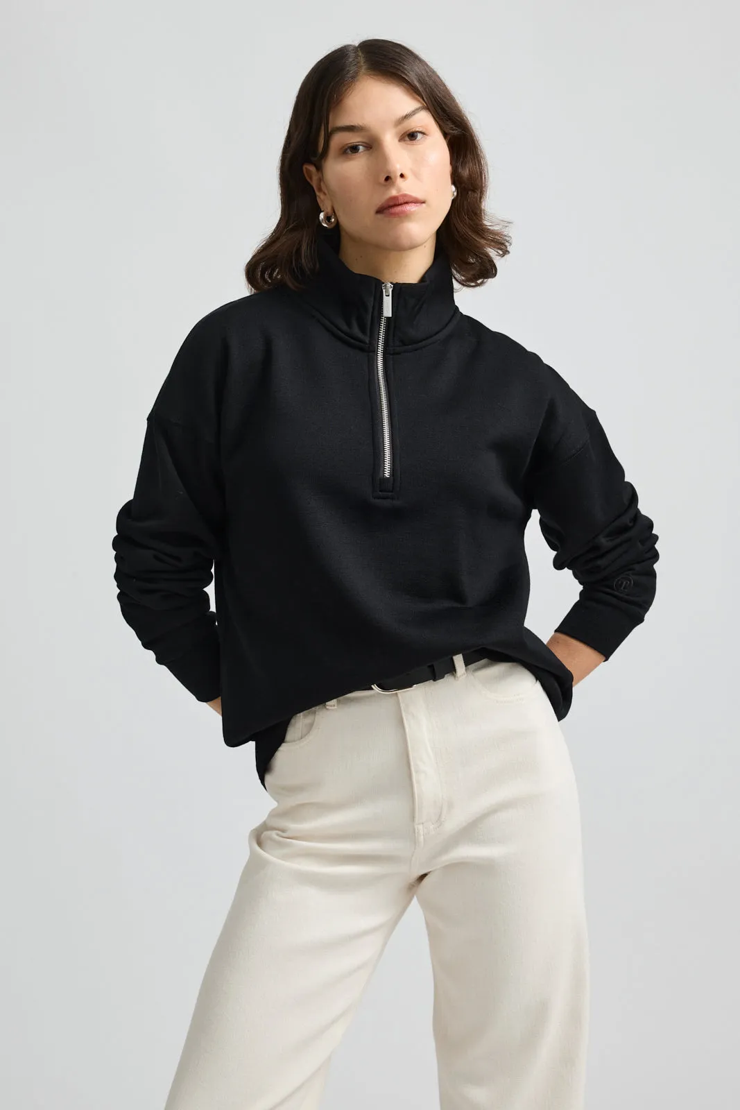 LOUNGE ZIP COLLAR