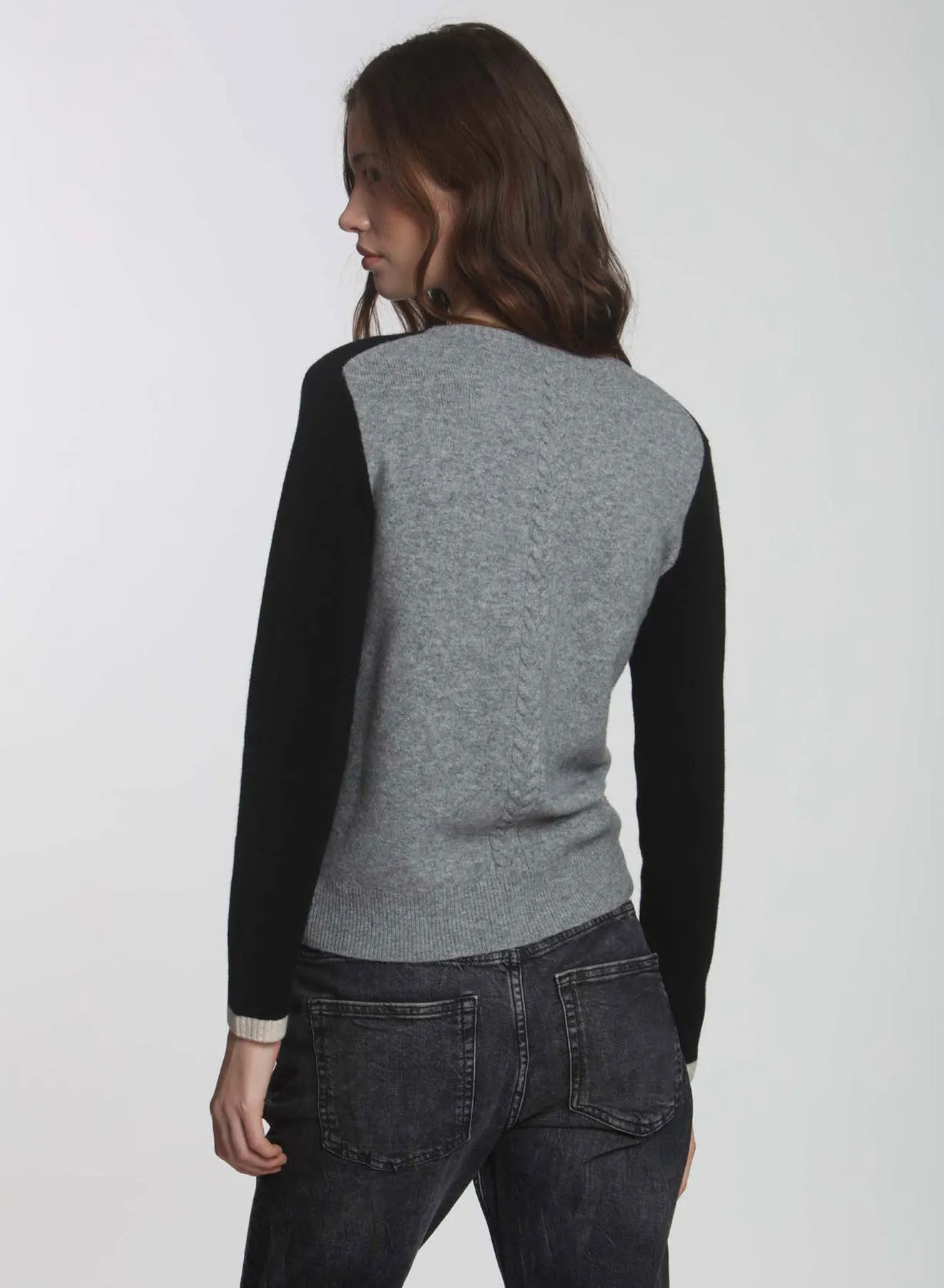 Nellie Cozy Vee - Black/grey